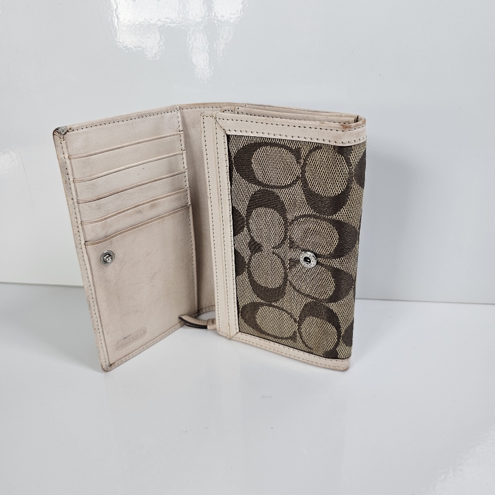 Coach Signature Canvas Wallet - Brown and Cream Vintage - Picture 5 of 10